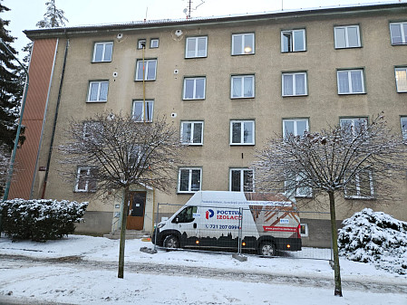 Izolace stropu bytového domu v Jihlavě